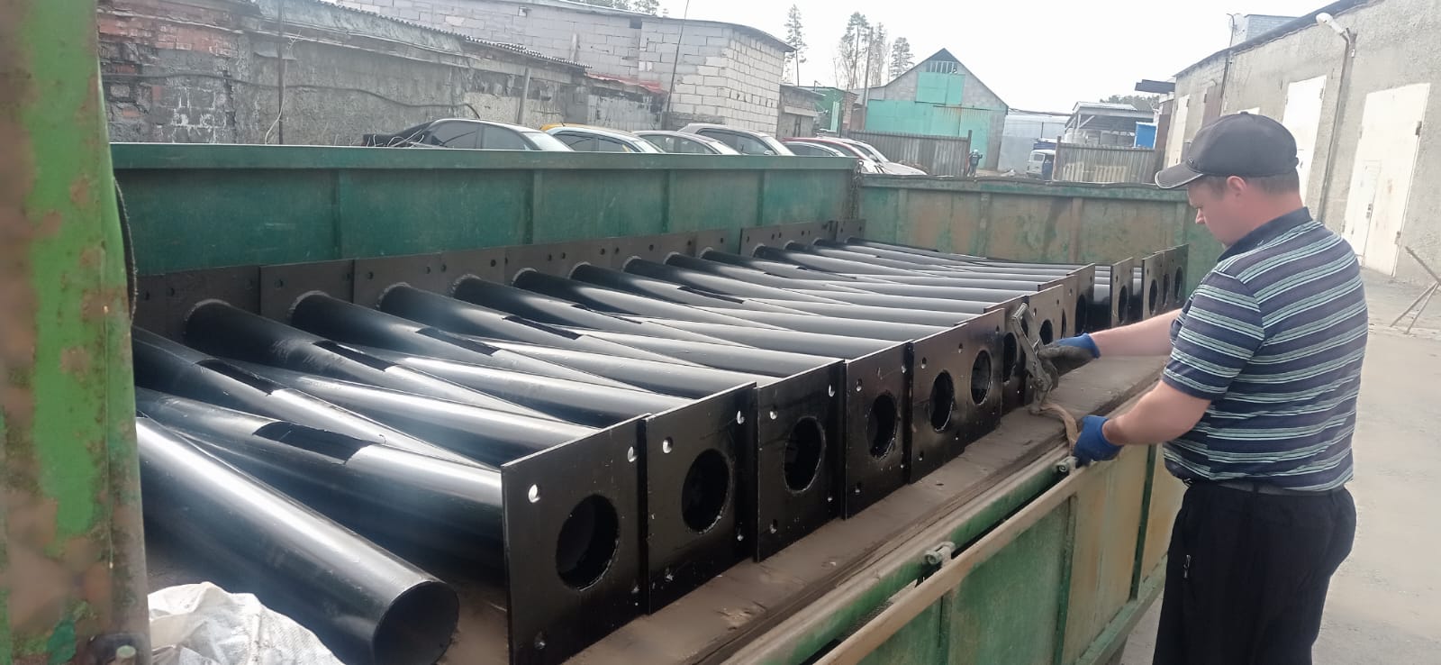 Отгрузки продукции