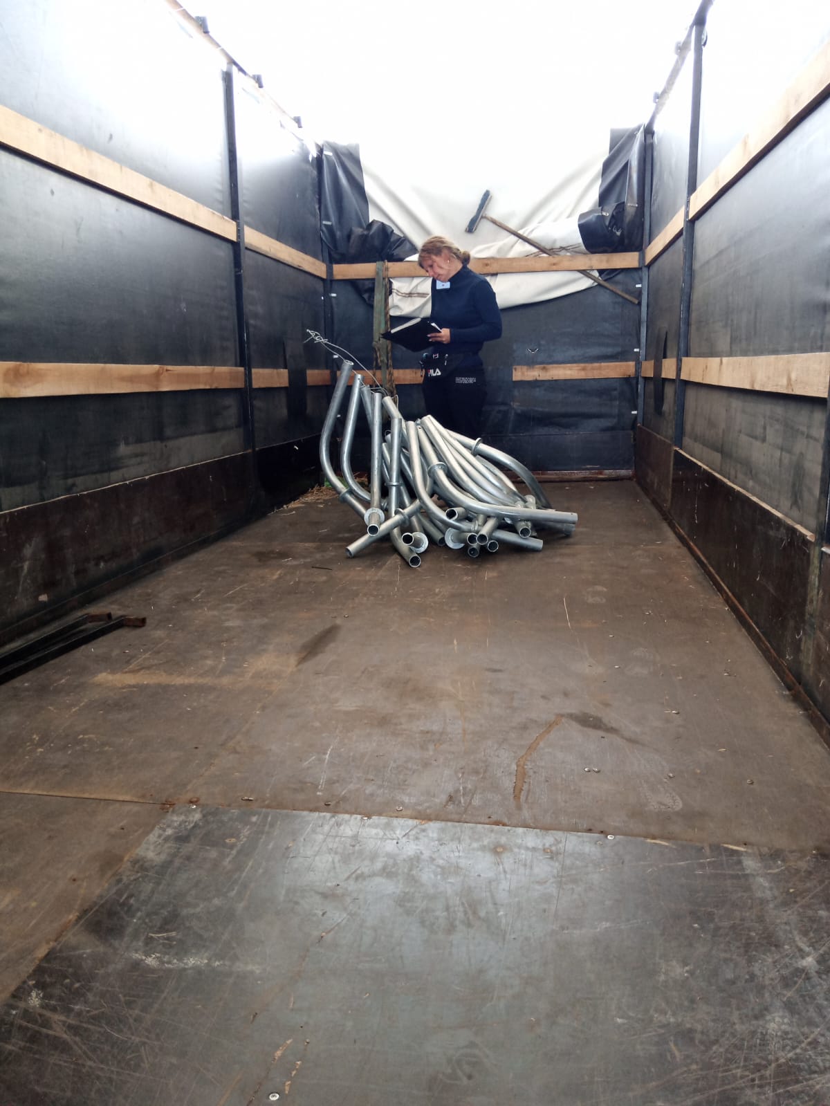 Отгрузки продукции