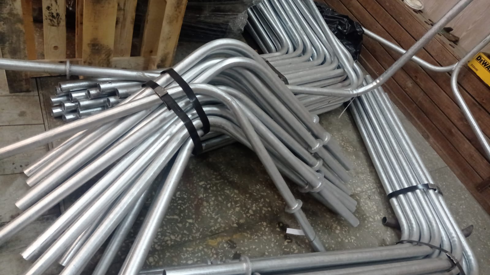 Отгрузки продукции