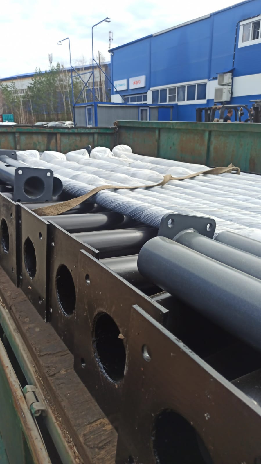 Отгрузки продукции