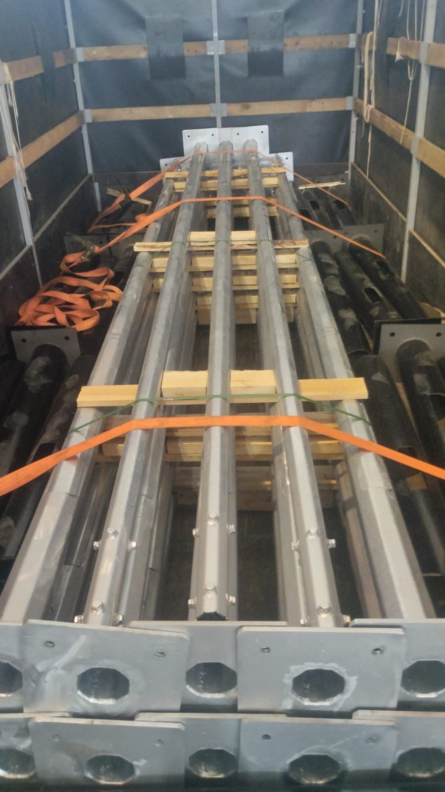 Отгрузки продукции